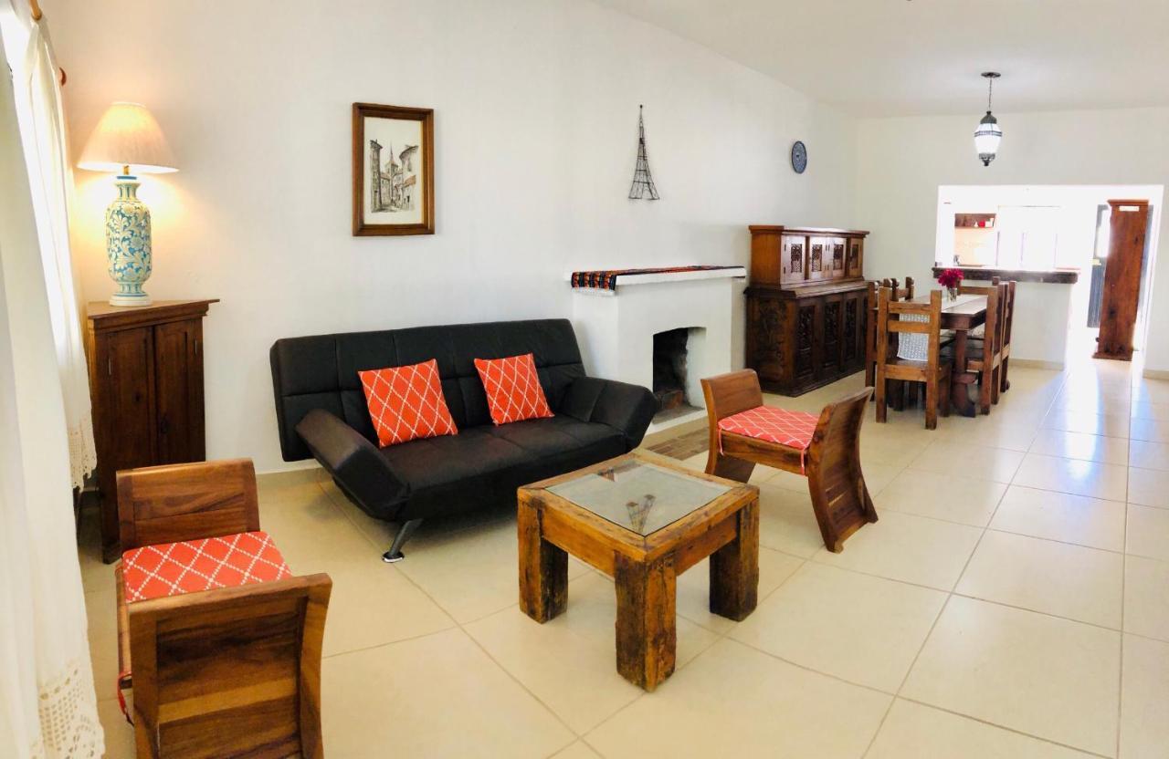Club Vergel Resort Bernal Esterno foto